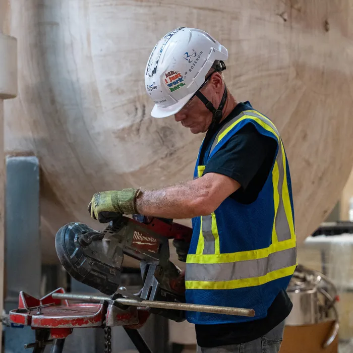 Cutting large-diameter pipe on site